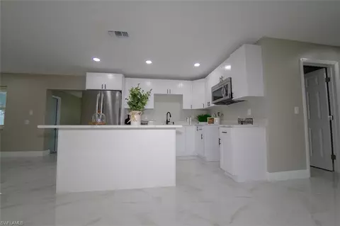 4415 23rd Pl SW, Naples, FL 34116