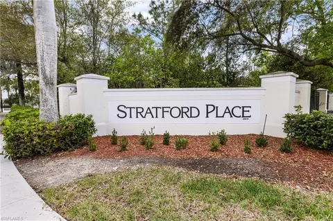 View/Area - 835 Hampton Cir, Naples, FL 34105 photo 3 of 9