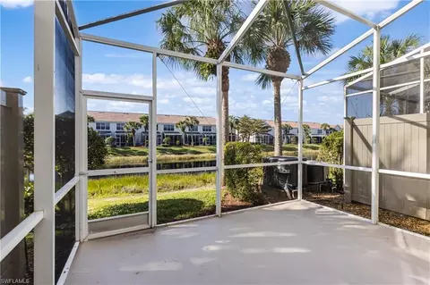 View/Area - 835 Hampton Cir, Naples, FL 34105 photo 1 of 9