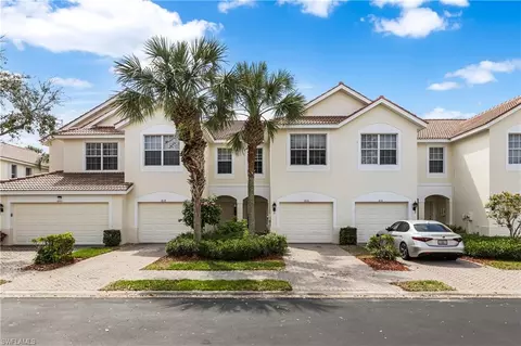 835 Hampton Cir, Naples, FL 34105