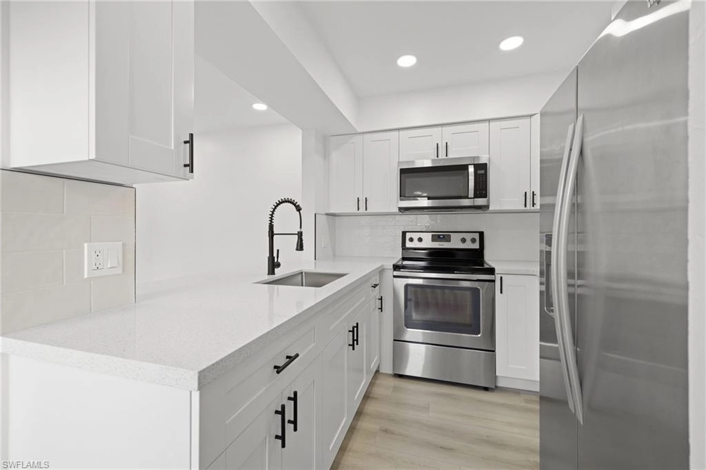 1111 SE 8th Ter Unit 3F