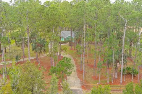3810 12th Ave NE, Naples, FL 34120