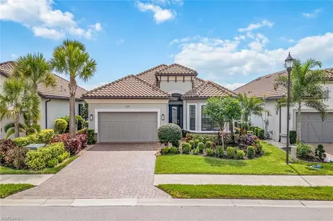 8532 Sevilla Ct, Naples, FL 34114