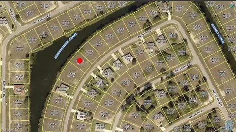 4144 NE 9th Pl, Cape Coral, FL 33909