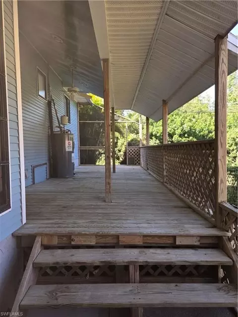 281 Benson St, Naples, FL 34113 photo 14