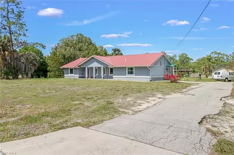 6171 Cedar Tree Ln, Naples, FL 34116