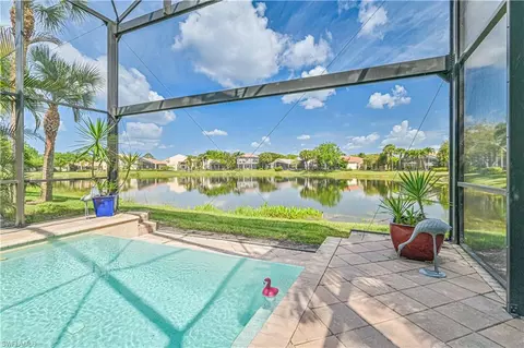 2000 Isla De Palma Cir, Naples, FL 34119