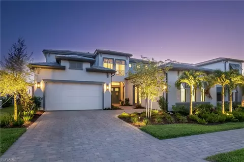 16092 Verilyn Cir, Naples, FL 34110