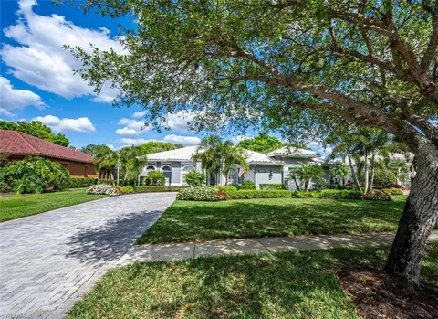 7806 Naples Heritage Dr, Naples, FL 34112
