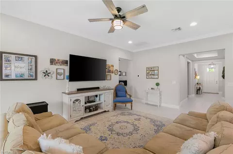 Living - 3316 Pilot Cir, Naples, FL 34120 photo 3 of 5