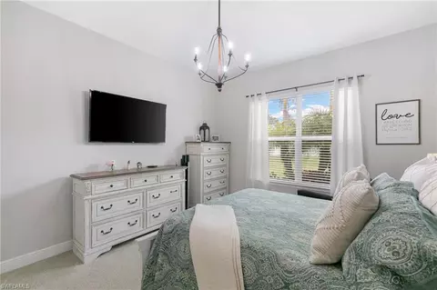 Bedroom - 3316 Pilot Cir, Naples, FL 34120 photo 4 of 4