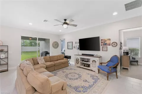 Living - 3316 Pilot Cir, Naples, FL 34120 photo 2 of 5