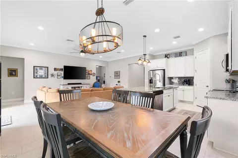 Kitchen - 3316 Pilot Cir, Naples, FL 34120 photo 6 of 6