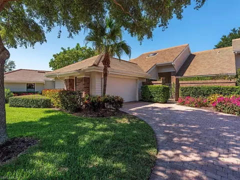 6645 Trident Way #B-4, Naples, FL 34108