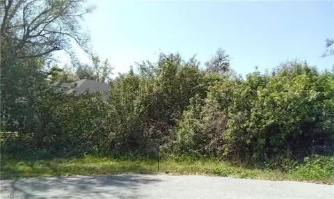 461 Chubut Ct, Punta Gorda, FL 33983 photo 2