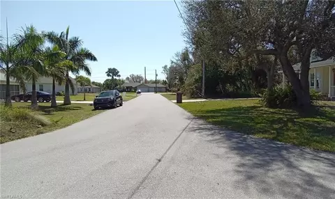 461 Chubut Ct, Punta Gorda, FL 33983 photo 4