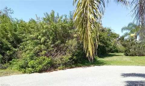 461 Chubut Ct, Punta Gorda, FL 33983 photo 3