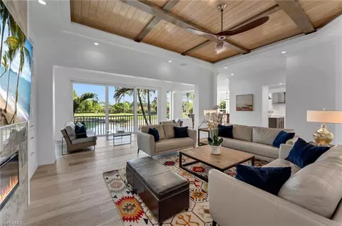 2392 Terra Verde Ln #2392, Naples, FL 34105