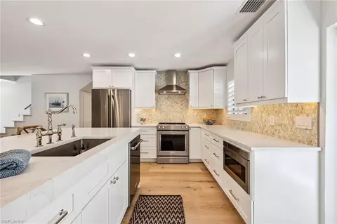 Kitchen - 2453 10th St N, Naples, FL 34103 photo 3 of 4
