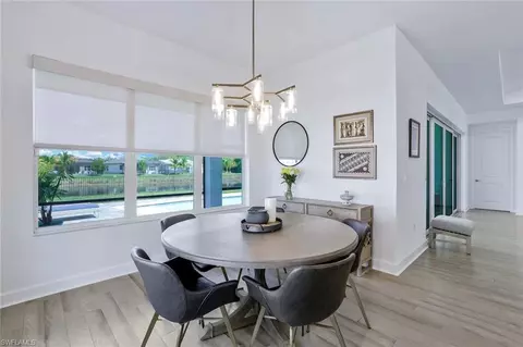 Dining - 11679 Periwinkle Dr, Naples, FL 34120 photo 2 of 6
