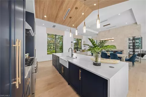 Kitchen - 721 Spring Line Dr, Naples, FL 34102 photo 5 of 5