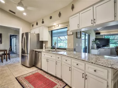 106 Cherry Hill Ct, Naples, FL 34113 photo 4