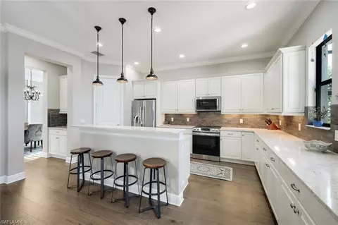 Kitchen - 4665 Abaca Cir, Naples, FL 34119 photo 3 of 4