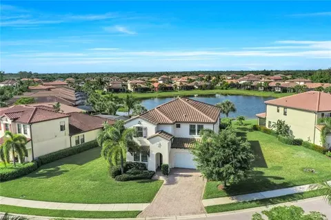 4665 Abaca Cir, Naples, FL 34119