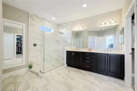 Bath - 4665 Abaca Cir, Naples, FL 34119 photo 1 of 5