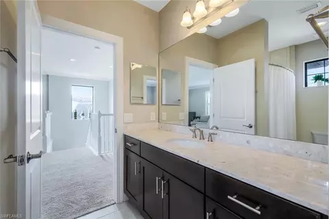 Bath - 4665 Abaca Cir, Naples, FL 34119 photo 4 of 5