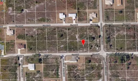 2902 61st St W, Lehigh Acres, FL 33971