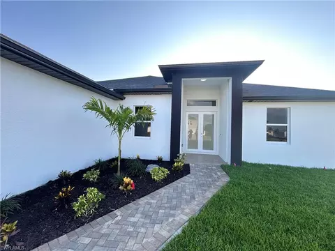 1416 NE 12th Pl, Cape Coral, FL 33909