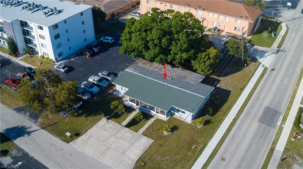 4902 Victoria Dr Unit 12  