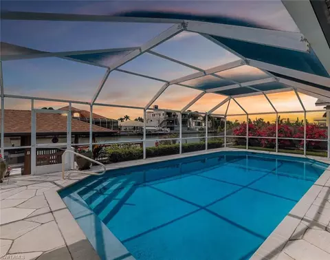 464 Conners Ave, Naples, FL 34108