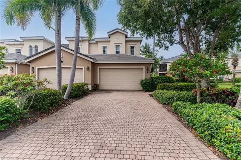 3053 Aviamar Cir #104, Naples, FL 34114