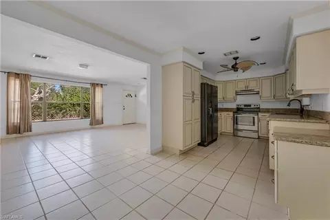 1260 Forest Ave, Naples, FL 34102 photo 22