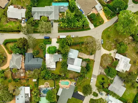 1260 Forest Ave, Naples, FL 34102 photo 8