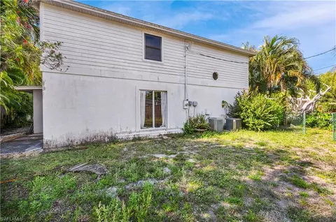 1260 Forest Ave, Naples, FL 34102 photo 3