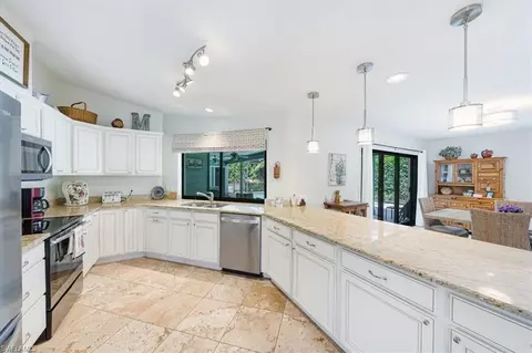 1901 Princess Ct, Naples, FL 34110
