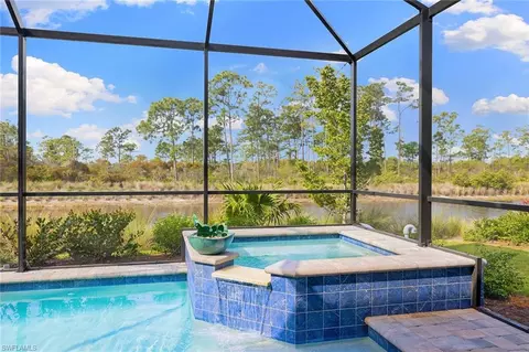 6879 Saona Ct, Naples, FL 34113 photo 2