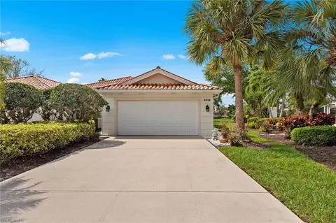 4832 San Carlo Ct, Naples, FL 34109