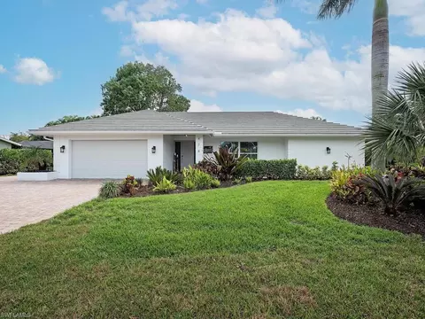 478 Palm River Blvd, Naples, FL 34110