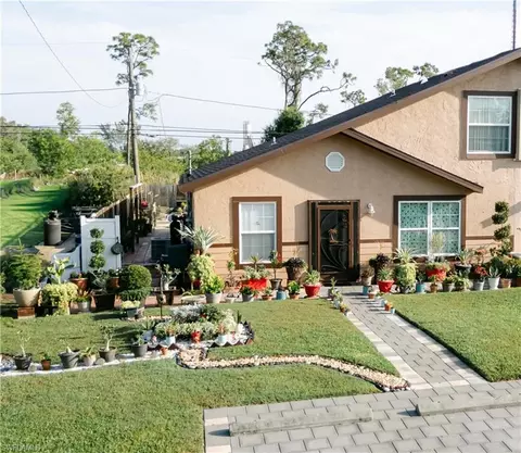7211 Albany Rd, Fort Myers, FL 33967