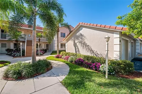 6700 Dennis Cir #A-104, Naples, FL 34104