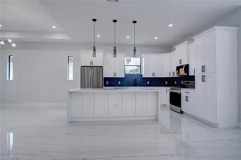 Kitchen - 3280 20th Ave SE, Naples, FL 34117 photo 1 of 6