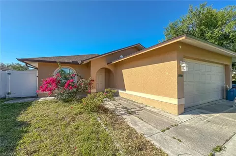 11652 Saunders Ave, Bonita Springs, FL 34135