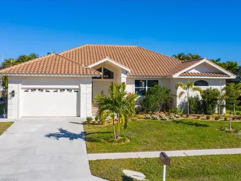 1812 Menorca Ct, Marco Island, FL 34145