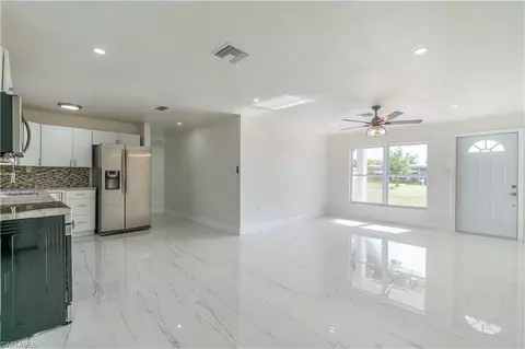 1291 Sunrise Dr, North Fort Myers, FL 33917