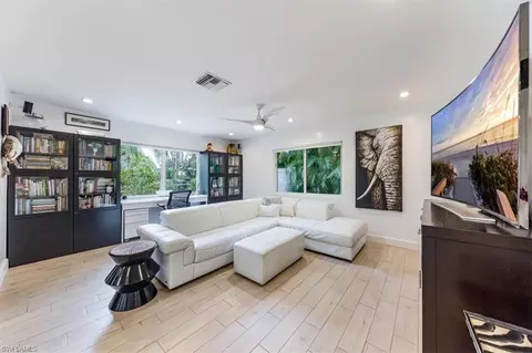 2461 11th St N, Naples, FL 34103 photo 8