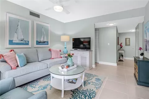 1025 Foxfire Ln #301, Naples, FL 34104 photo 7